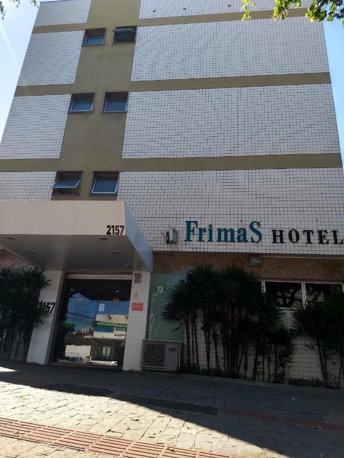 Frimas Hotel เบโลโอรีซอนชี ภายนอก รูปภาพ